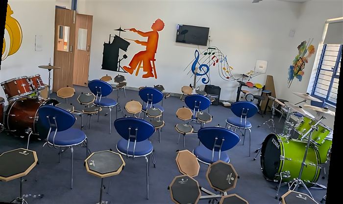 Music Labs & Instruments